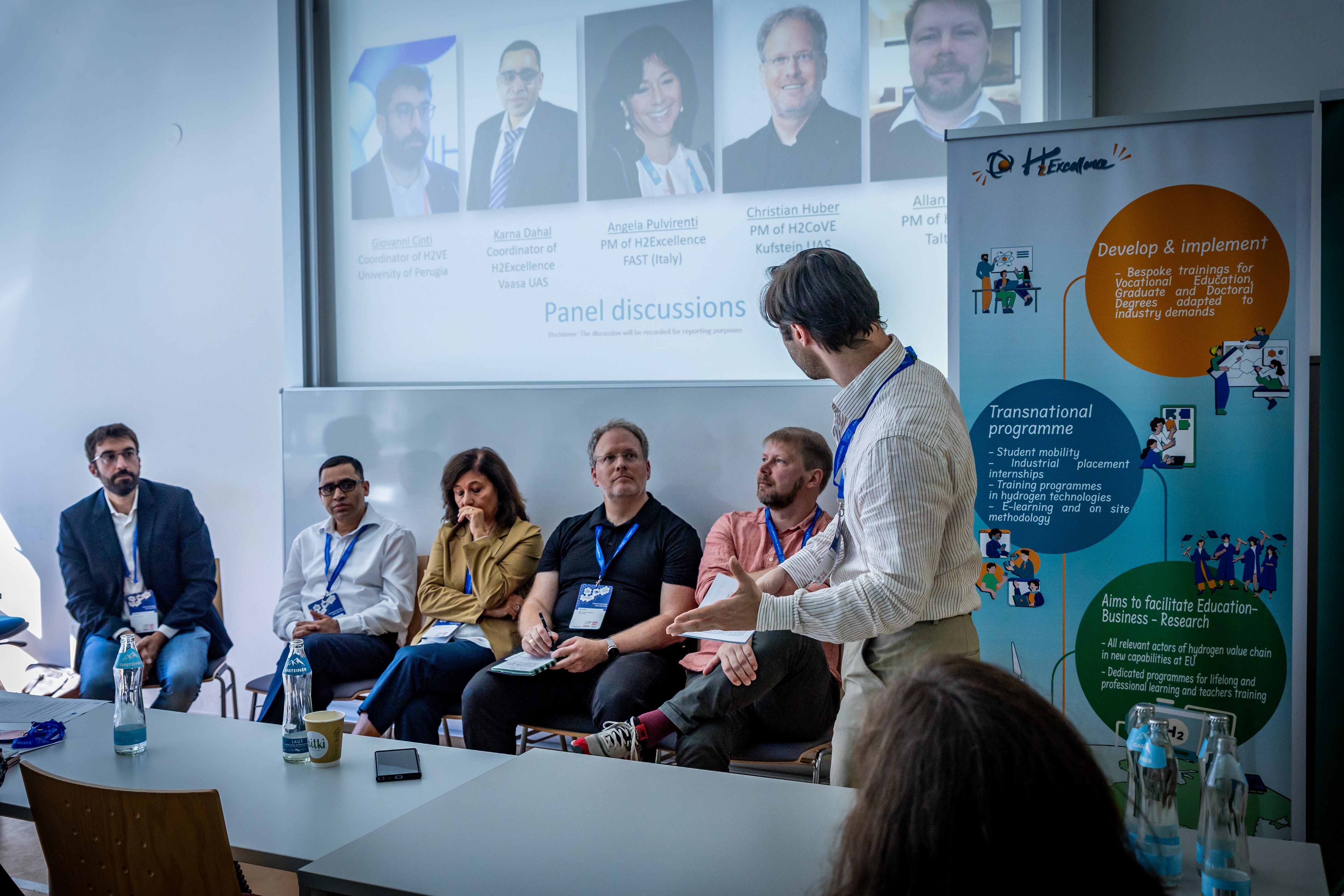 Hydrogen CoVE representatives in panel discussion at the Forum workshop